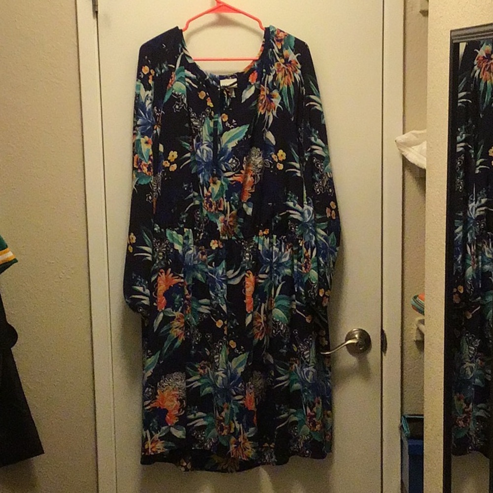Ava & Viv long-sleeved floral dress